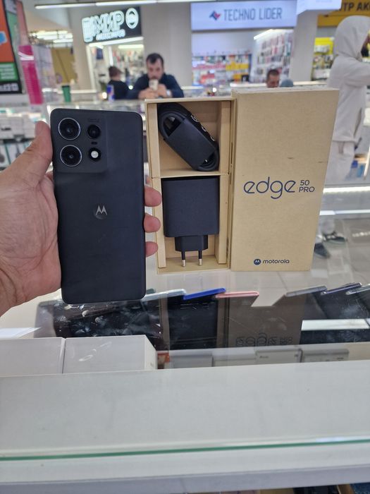 Motorola Edge 50 pro 12/512