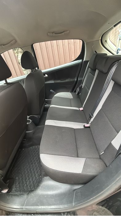 Vanzare Peugeot 207 , 1,4 benzina, manuala , 2010