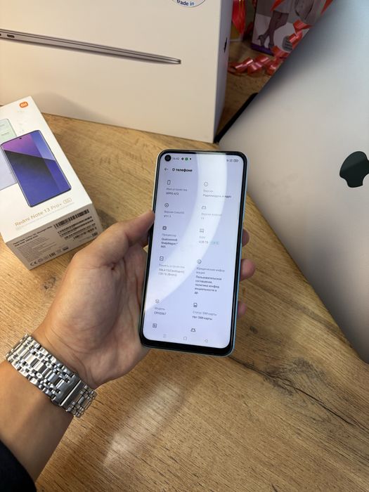 Телефон Oppo A72