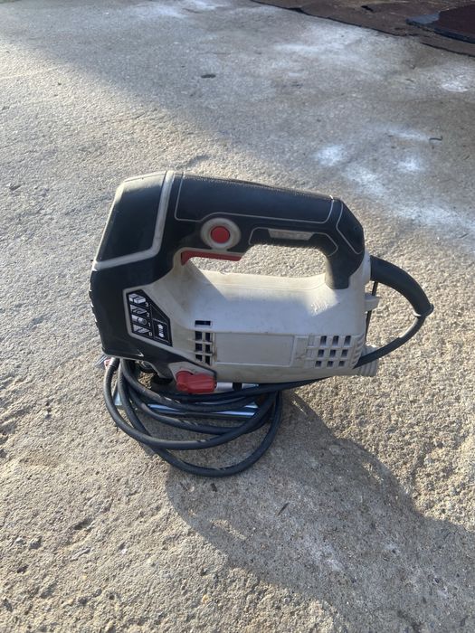 Продам Лобзик.