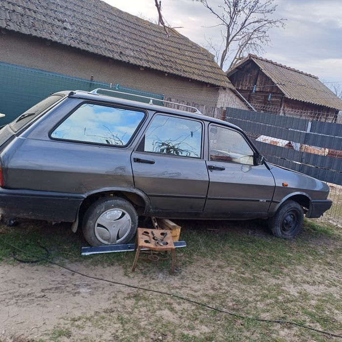 Dacia 1310 an 1998 break si remorca de SM