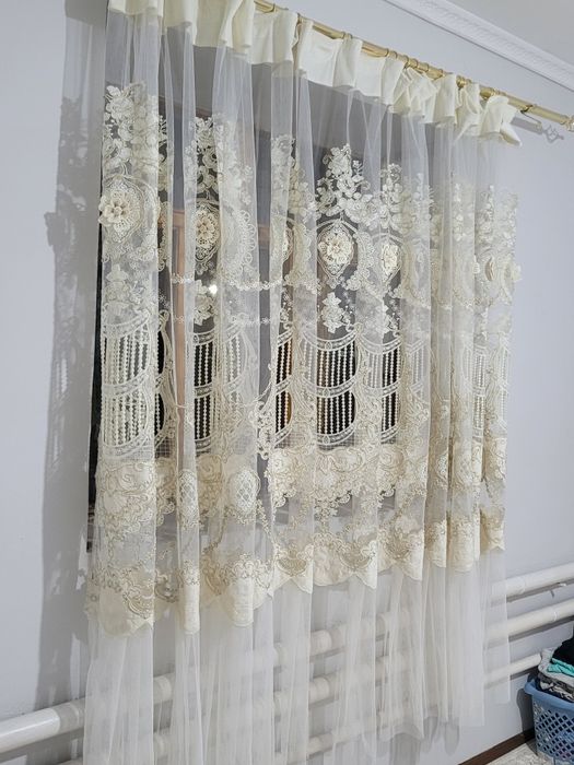 Уйдің заттары сатылады