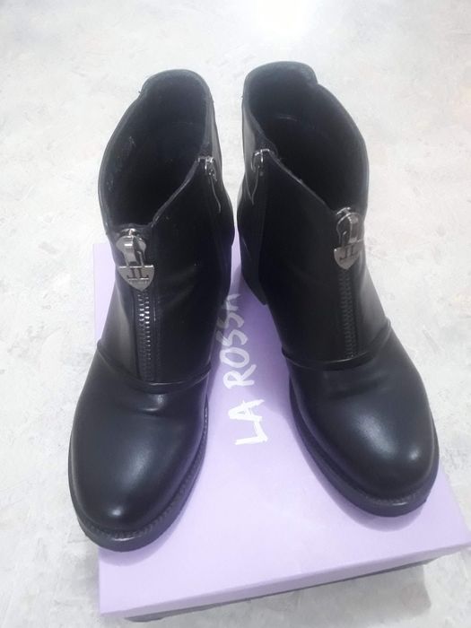 Продам осенние ботильоны