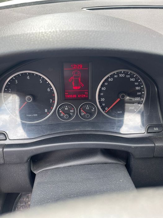 Vând Wolswagen Tiguan