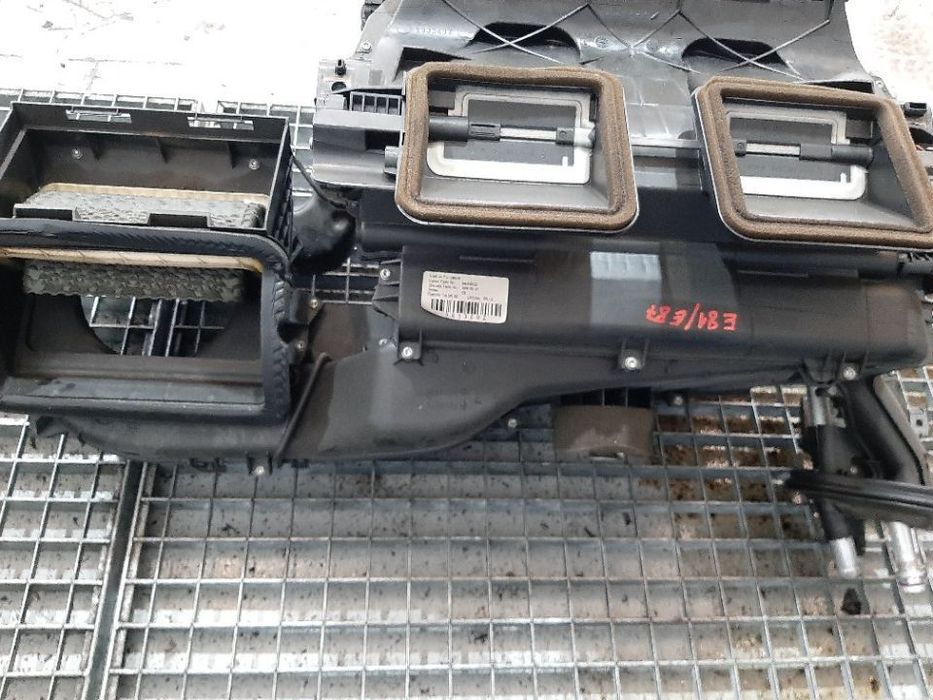 Tulumba aer bord clima bmw seria 1 e81 e87 9197710