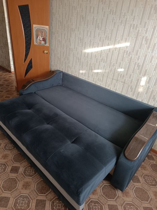 Продам Диван Самовывоз Срочно