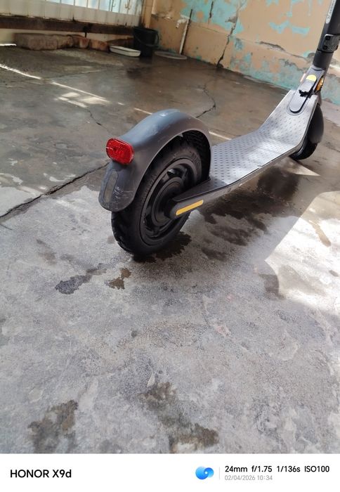 Электросамокат Ninebot KickScooter E25