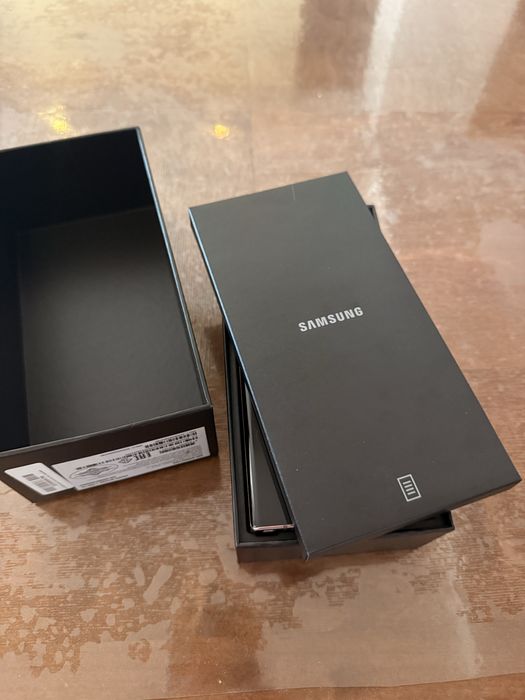 Samsung Galaxy Note 20 Ultra в идеальном состоянии