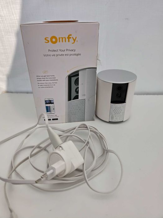 Somfy One+ Camera cu Sistem de Alarmă