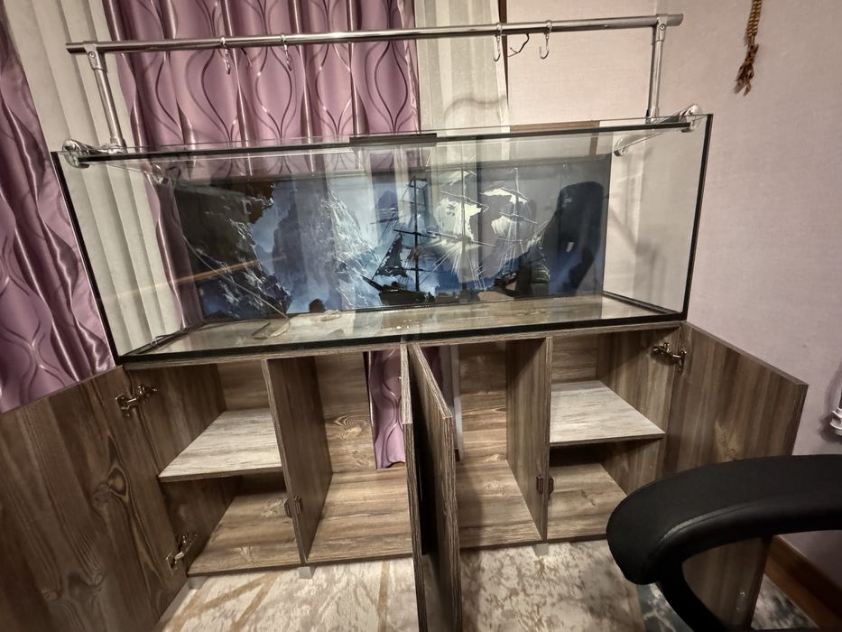 Продам акварум состаяние ЗЫН))