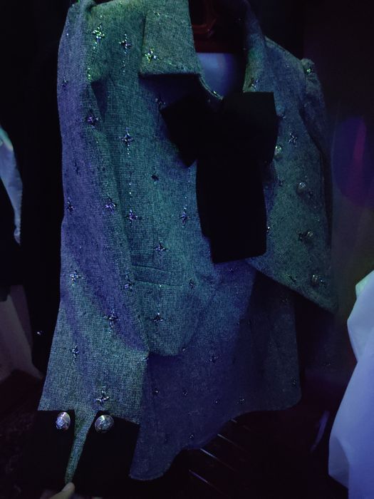 Yubka-kofta Kuzli bahor yaltiroq