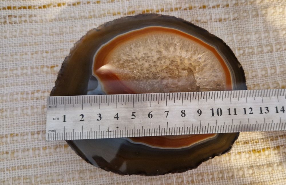 Декоративна чинийка от ахат