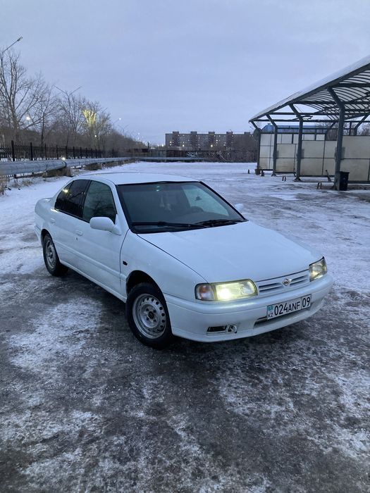 Nissan primera p10