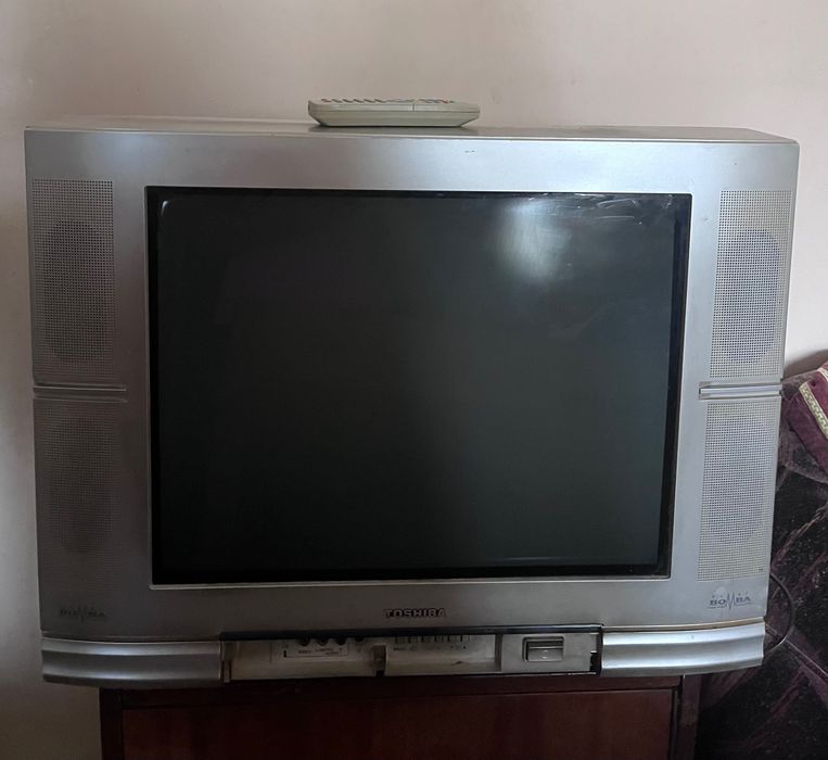 Телевизор Toshiba Bomba