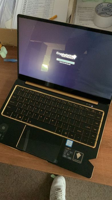 Laptop Basm full metal