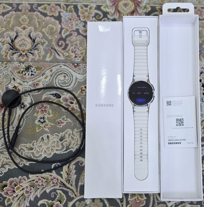 Samsung Galaxy Watch 7 40mm SM-L300 Bluetooth (Оригинал)
