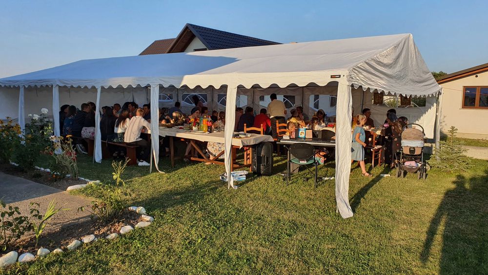Mese pliabile cort vesela pentru evenimente
