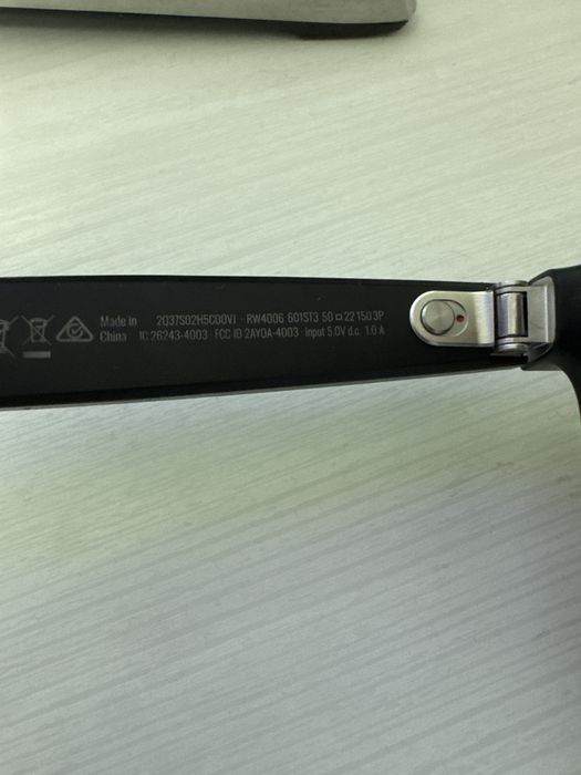 Срочно продаю!!  Ray Ban Meta Black Wayfarer