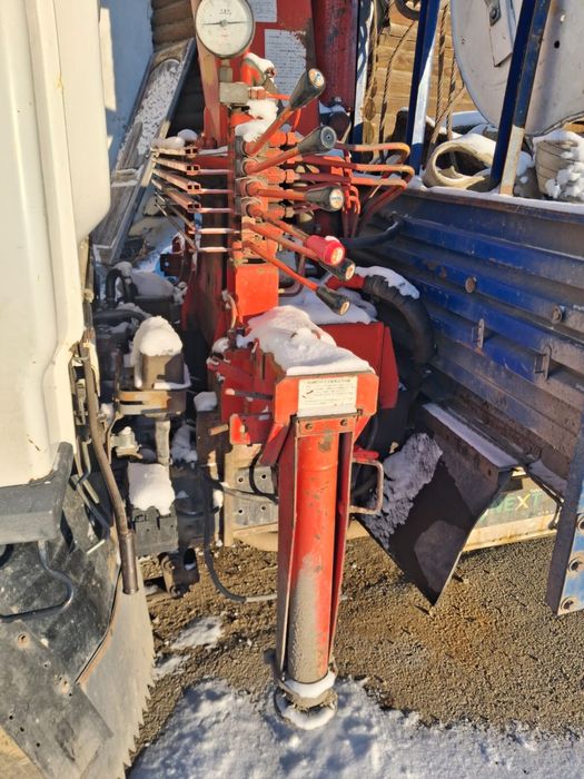 Манипулятор 2012 г в отличном состояний!