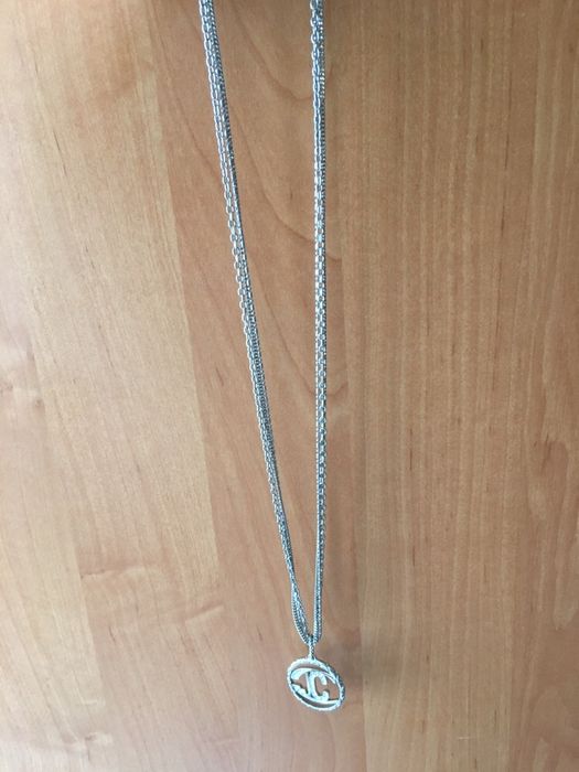 Бижута от известната фирма Just Cavalli