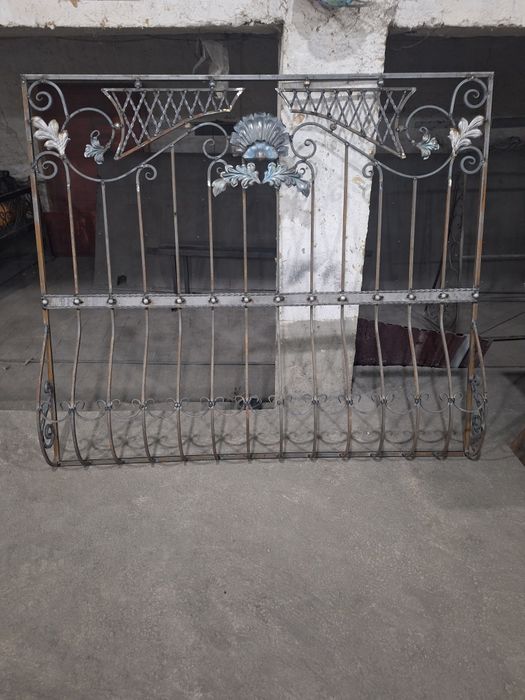 Reshotka perilla naves agrajdeni