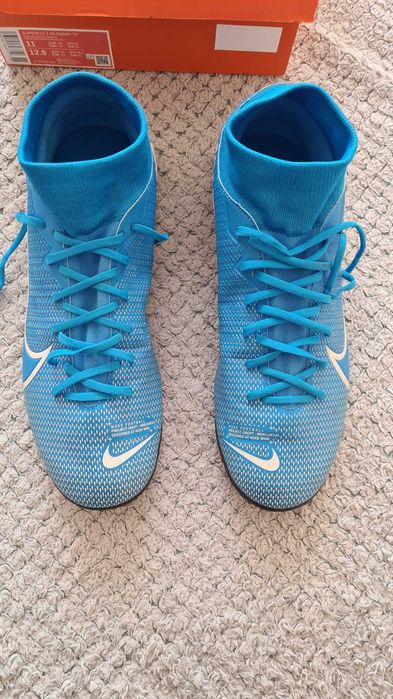 Бутонки nike използвани