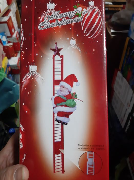 Vând moși Crăciun cățărători și urcători pe scara