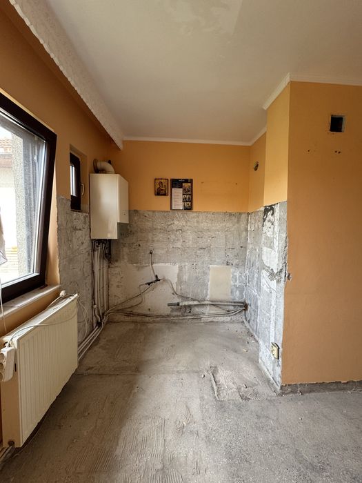 Apartament 3 camere, 78 mp utili, zonă excelentă – Orăștie, str. Pricazului