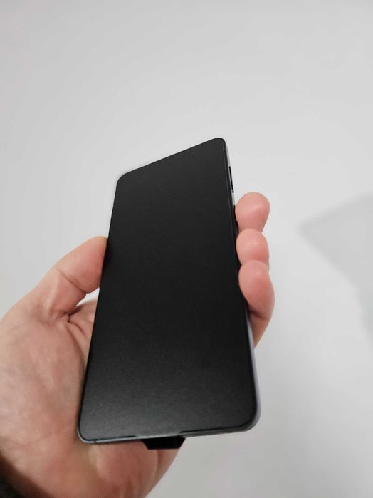Samsung Galaxy S25 edge 256Gb  nou la cutie, Garantie.