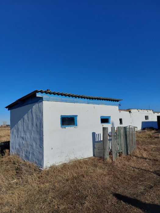 Продам дом рядом с городом