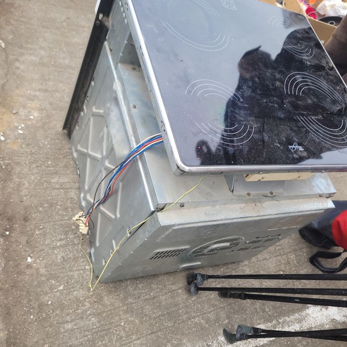 Cuptor electric Wirlpool