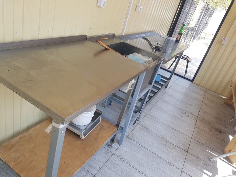 Киоск, тандырная с казанами