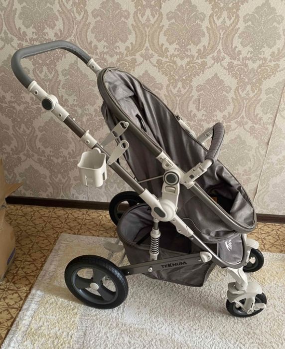 Продам Коляска универсальная 3 в 1 серый