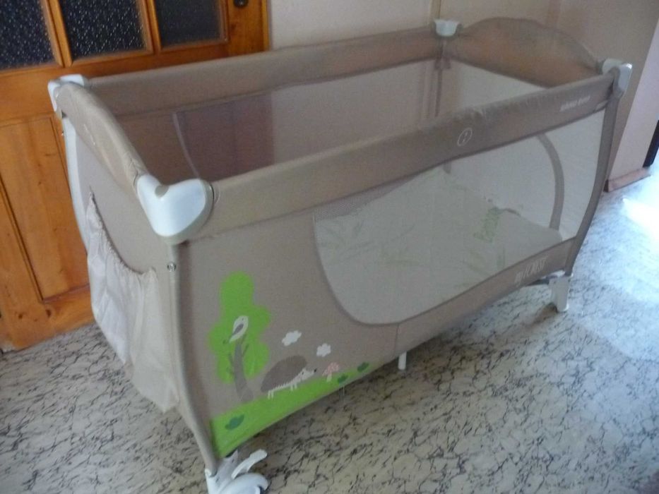 Количка Bertoni, креватче Kikka boo.