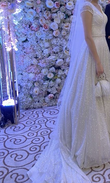 Платье свадебное