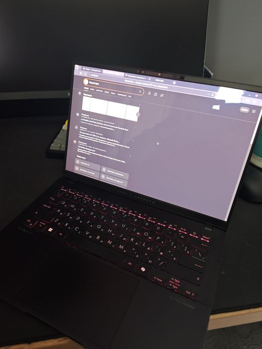 Продам Asus Vivobook S14