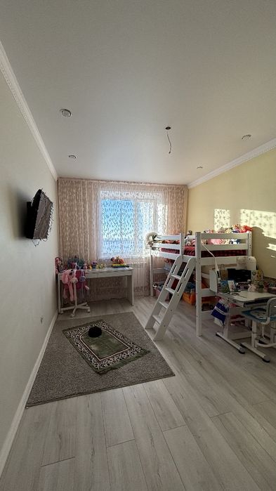 Продам 3-комнатную квартиру