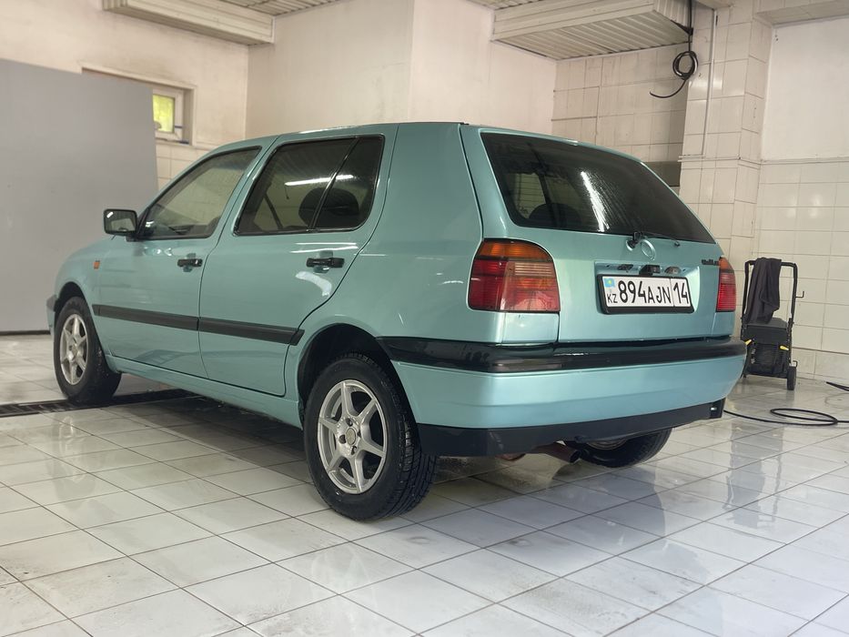 Продам хорошой Автомобиль Golf 3 , гольф 3