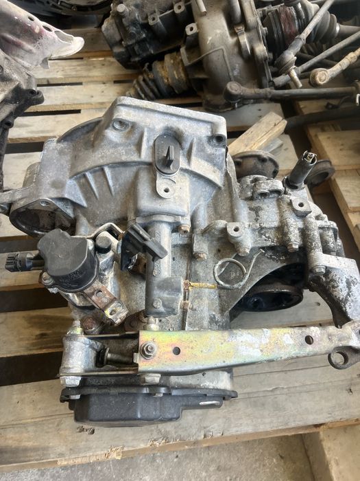 Ауди Пассат Голф мотор 1,8