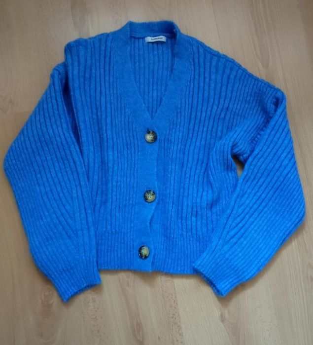 Дамски блузи и ризи