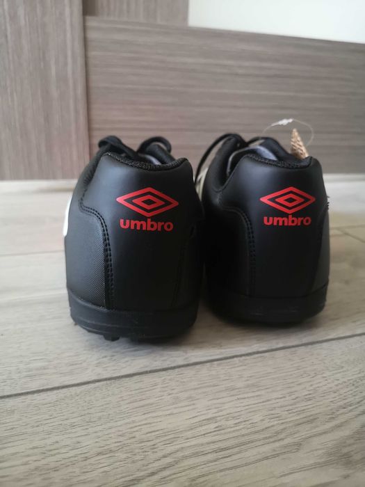 Обувки за футбол 45 номер