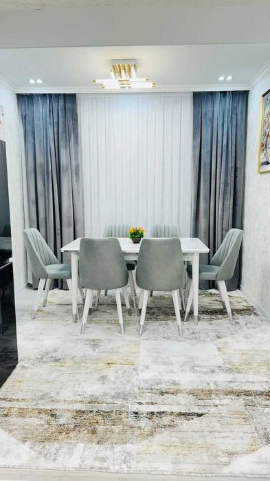 Продаётся Евроремонт 2-х ком, 2-х этаж ориентир Дружба Народов/U-Tower