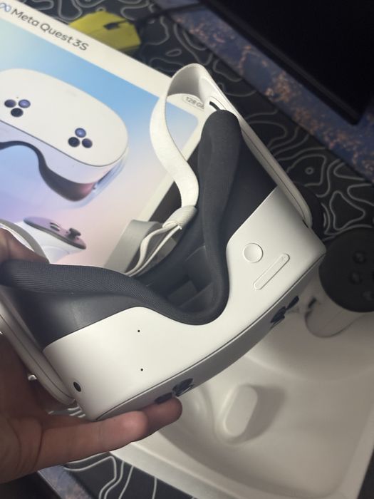 Meta quest 3s (2 месяца) идеал состояние