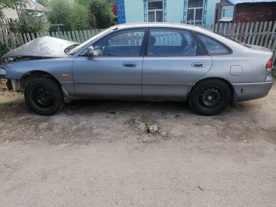 Продам по запчастям Мазду