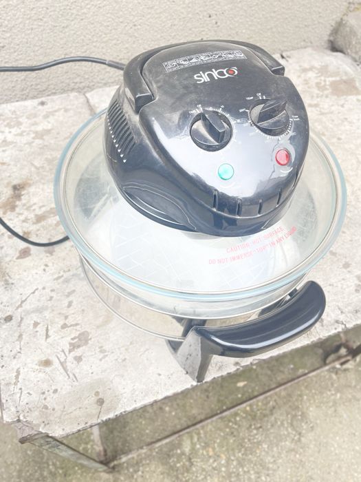 Уред за готвене с горещ въздух