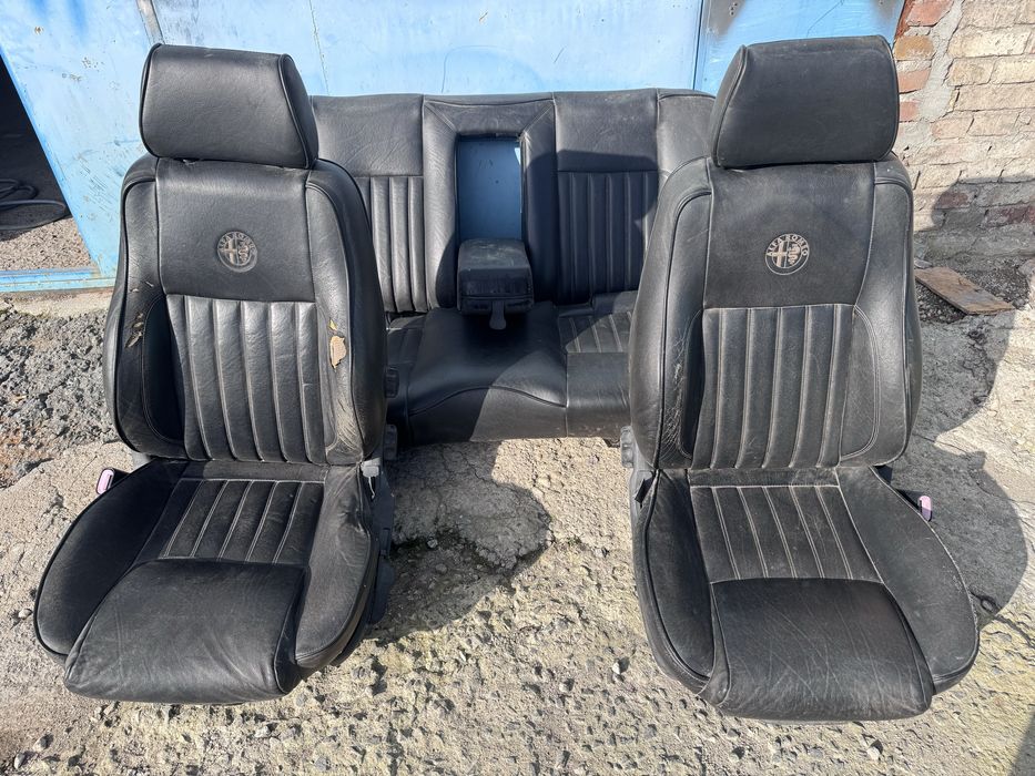 Кожен салон Алфа Ромео 156