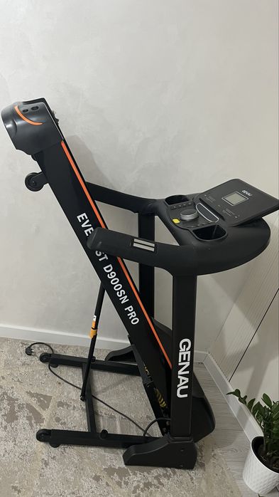 Беговая дорожка genau