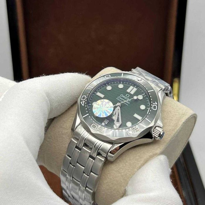 Автоматичен мъжки часовник OMEGA Seamaster Diver 300M Green