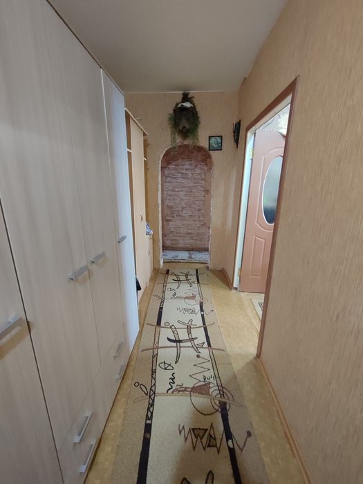 Продается 2-комн (9-44, 6 эт)