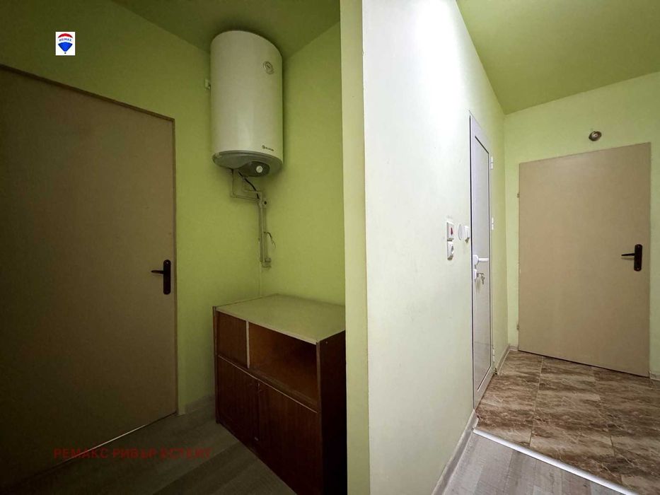 Продава се Двустаен апартамент в Русе, Централен южен район - 67 кв.м за 1521 €/кв.м - Снимка #9